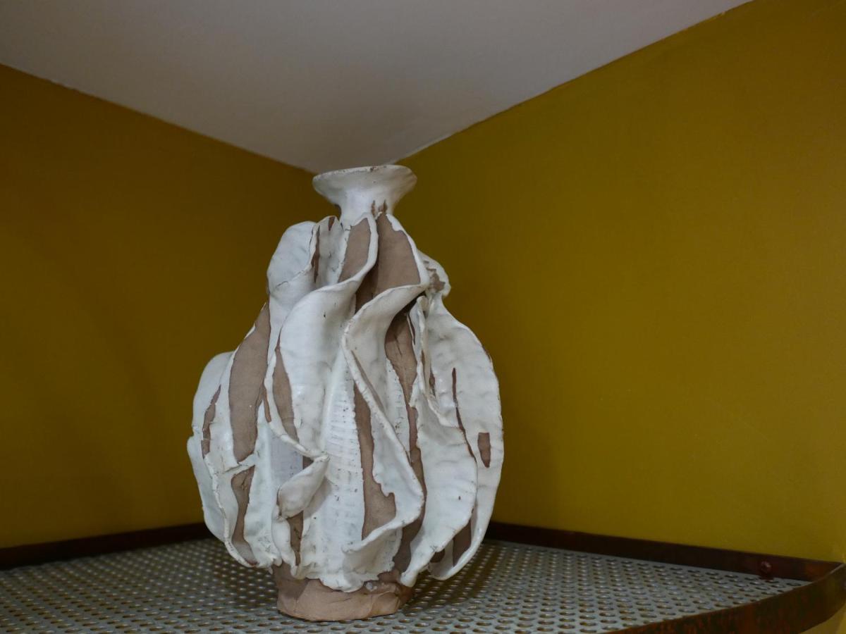 La Lande-de-Goult La Cage Aux Oiseaux Bed & Breakfast エクステリア 写真