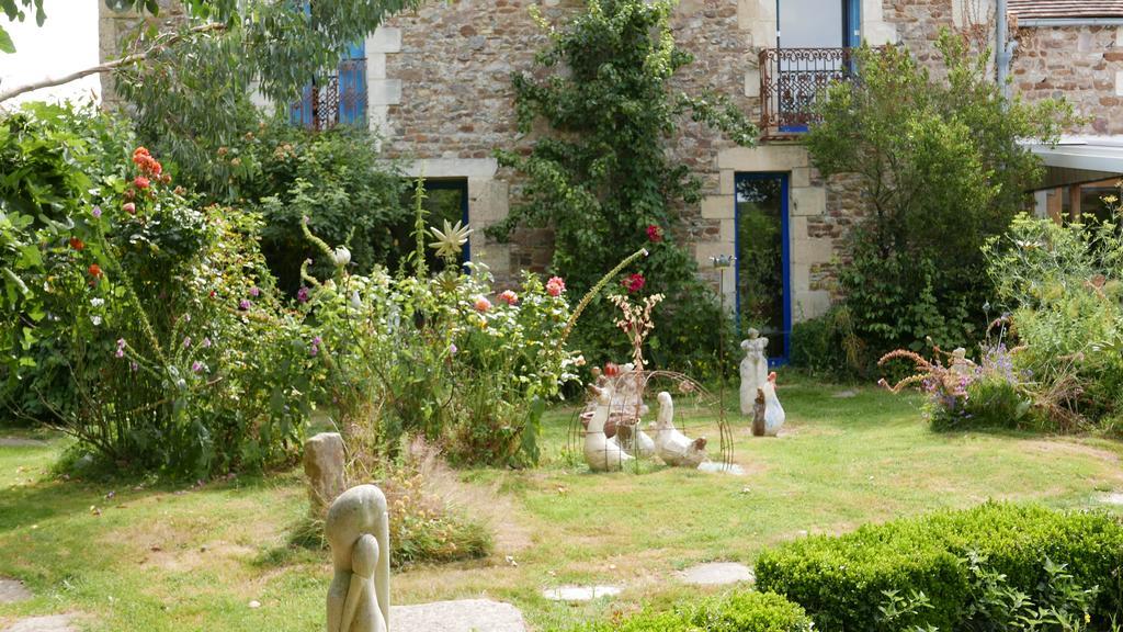 La Lande-de-Goult La Cage Aux Oiseaux Bed & Breakfast エクステリア 写真