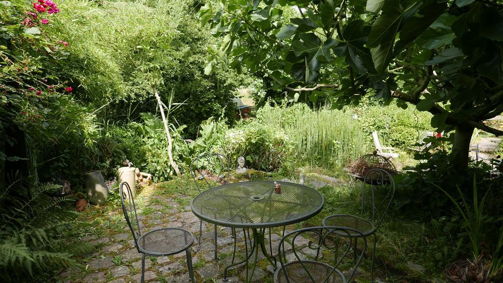 La Lande-de-Goult La Cage Aux Oiseaux Bed & Breakfast エクステリア 写真