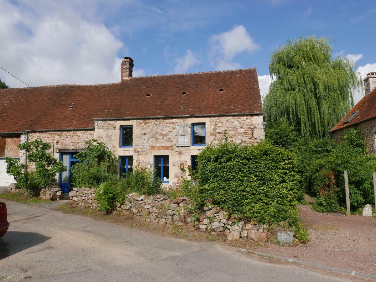 La Lande-de-Goult La Cage Aux Oiseaux Bed & Breakfast エクステリア 写真