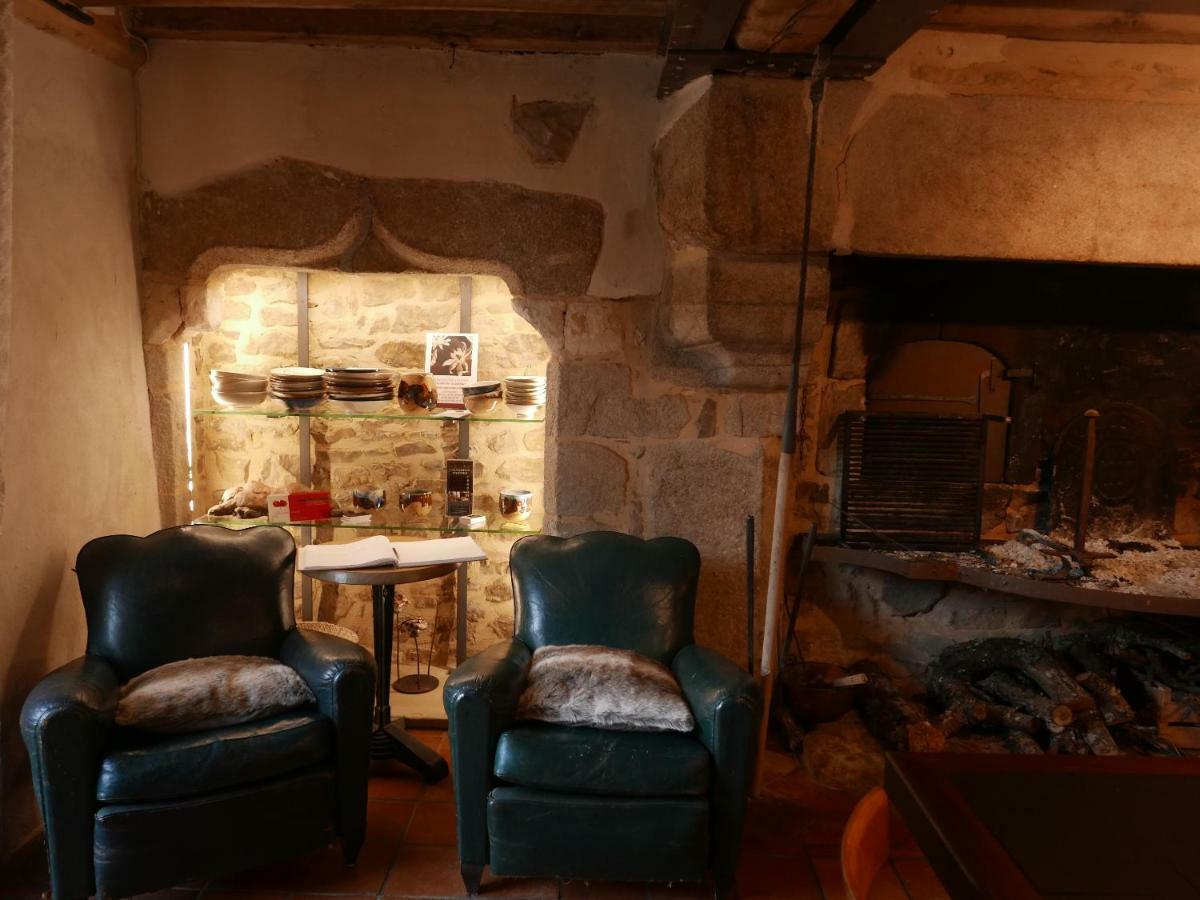 La Lande-de-Goult La Cage Aux Oiseaux Bed & Breakfast エクステリア 写真
